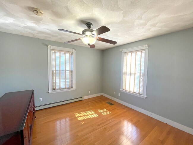 Building Photo - 112 Boston Ave