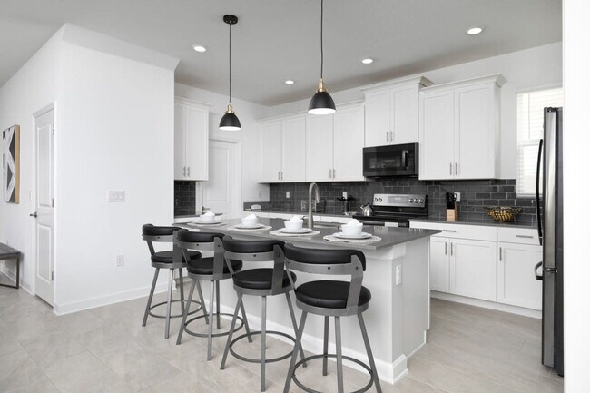 Building Photo - 4290 Paragraph Dr