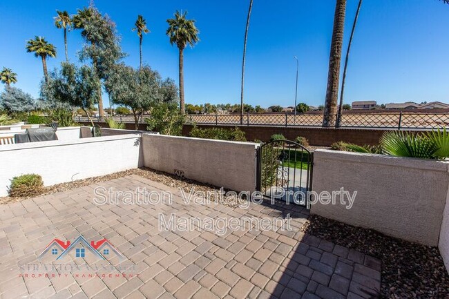 Building Photo - 4077 S Sabrina Dr