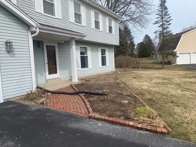 Building Photo - 4790 N 186th St