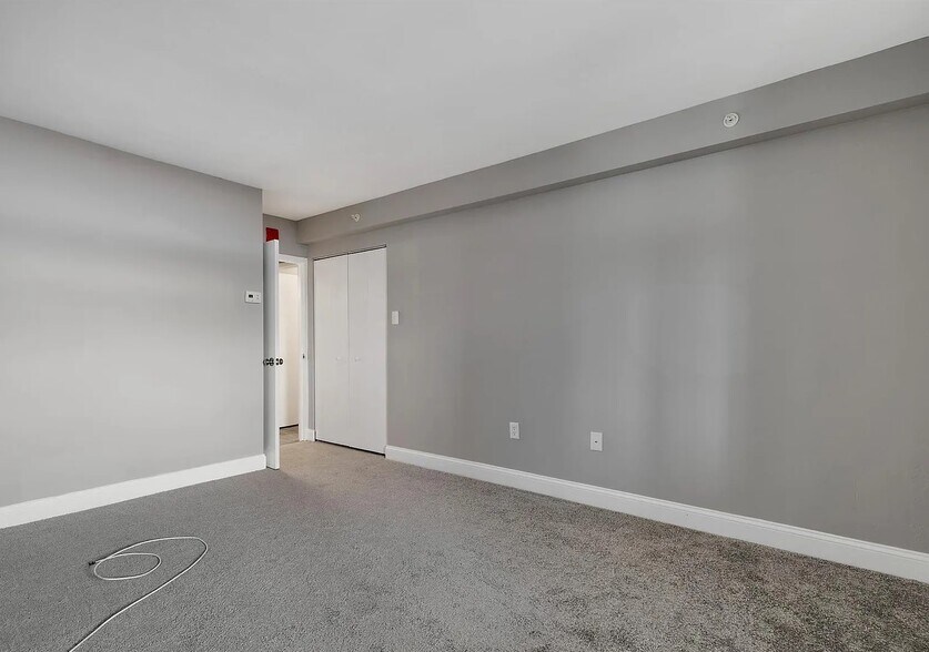 Building Photo - 28 Allegheny Ave