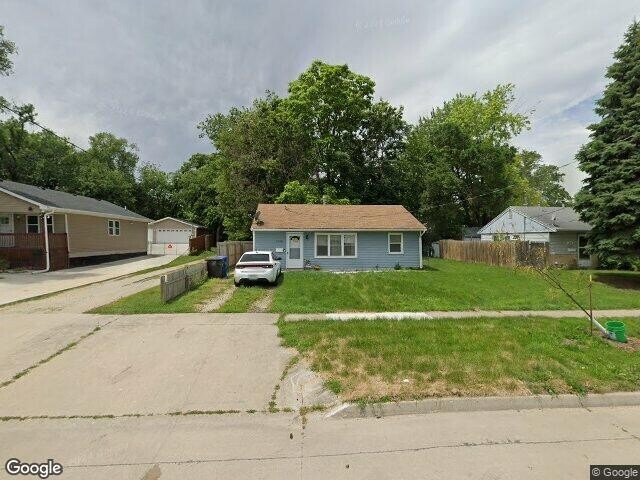 Building Photo - 1328 E 28th St