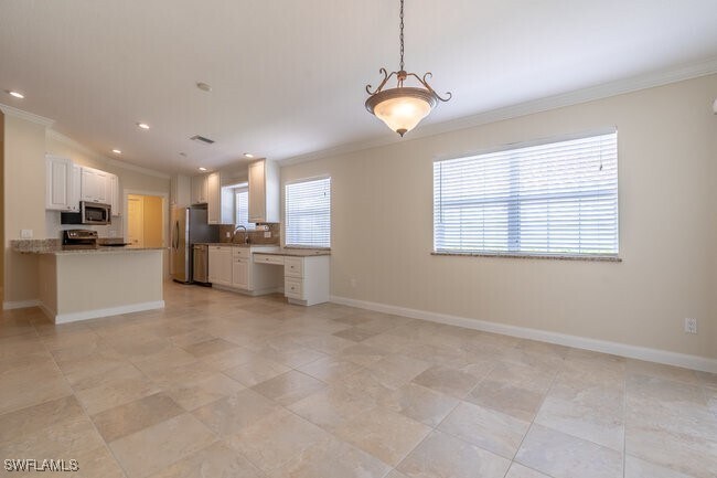 Building Photo - 7653 Rozzini Ln
