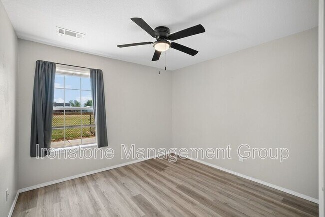 Building Photo - 11665 N 156th E Ave