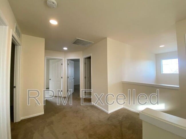 Building Photo - 20024 19th Ave E