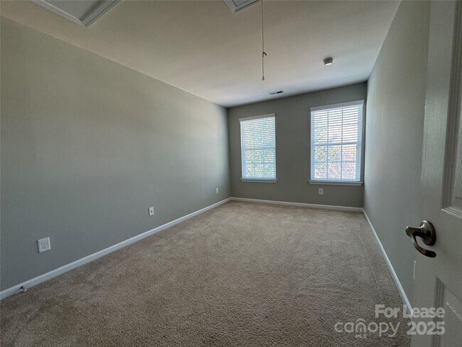 Building Photo - 9457 Alice McGinn Drive