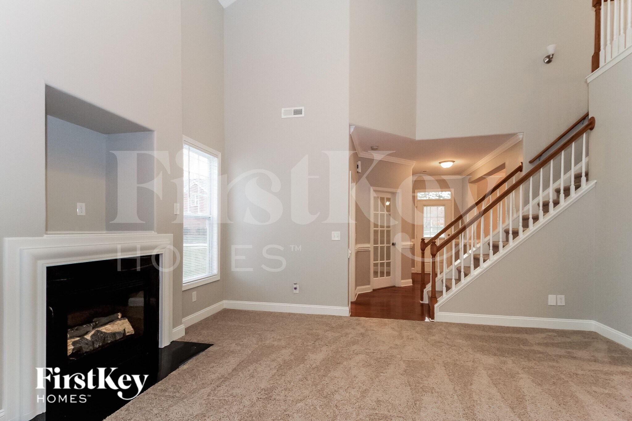 Building Photo - 112 Waverly St