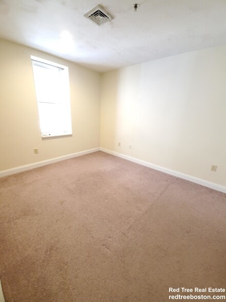 Building Photo - 15 Pearl St