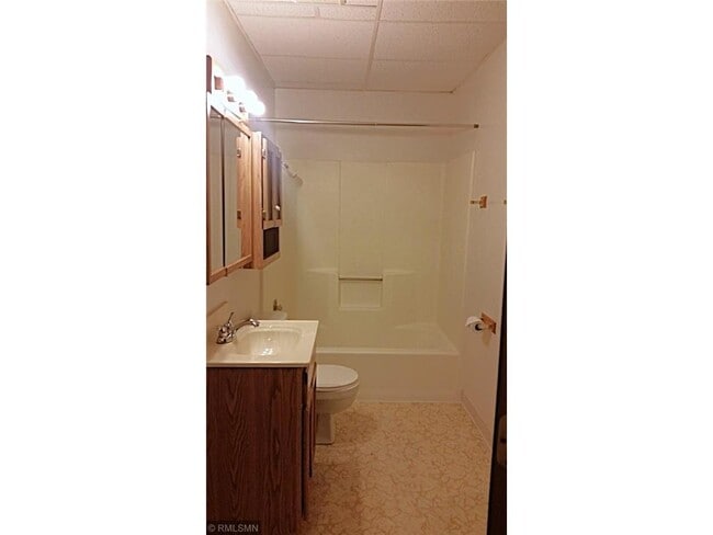 Building Photo - 111 1/2 N Main St