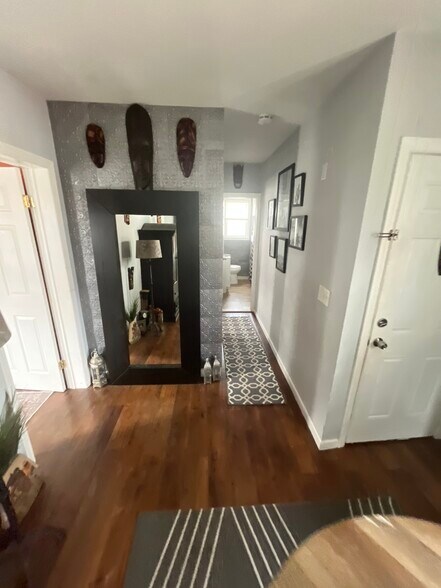 Building Photo - 125 Weaver Ave