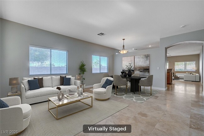 Building Photo - 10518 Santerno St
