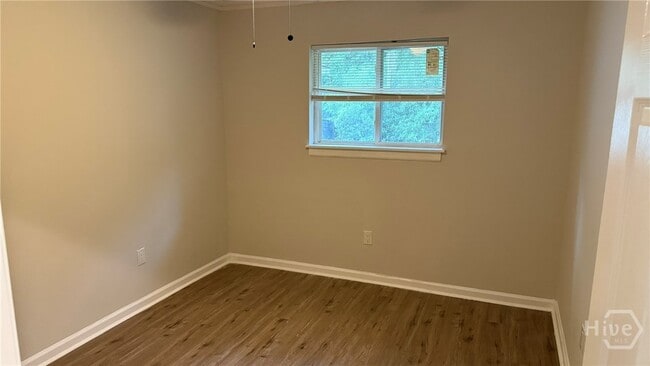 Building Photo - 38 Merrydell Dr