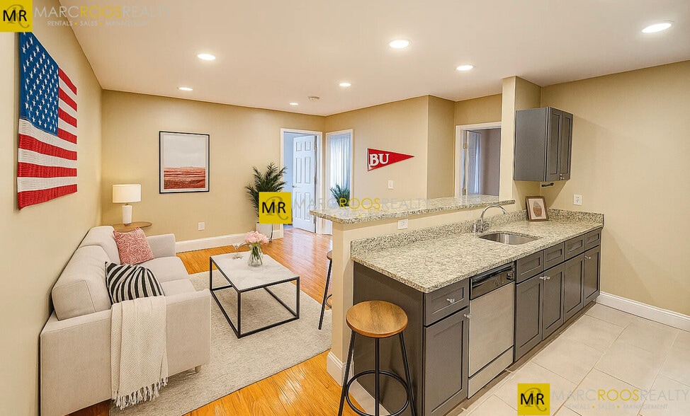 Building Photo - 66 Egmont St