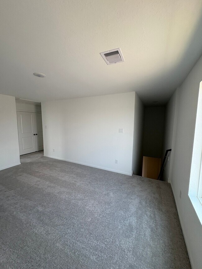 Building Photo - 16810 Great Highlands Dr