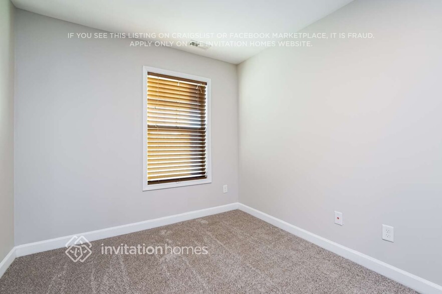 Building Photo - 417 McCarthy Dr