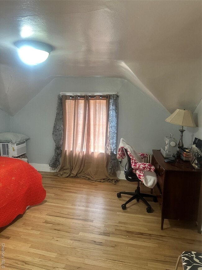 Building Photo - 125 Vanderbilt Ave