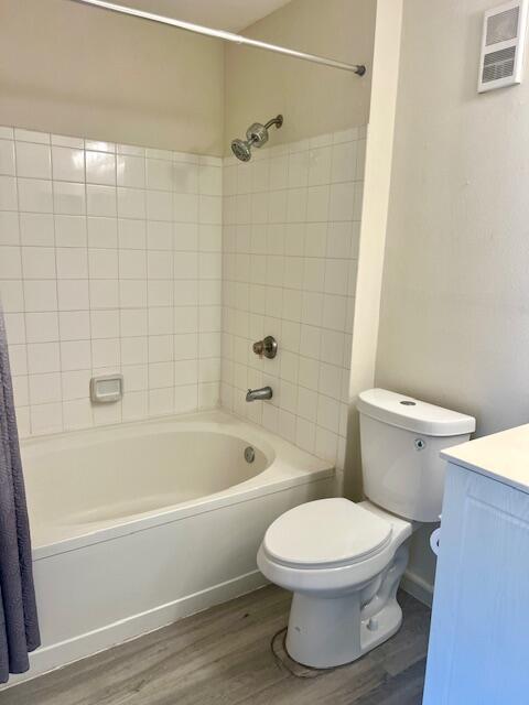 Building Photo - 4879 Via Palm Lakes