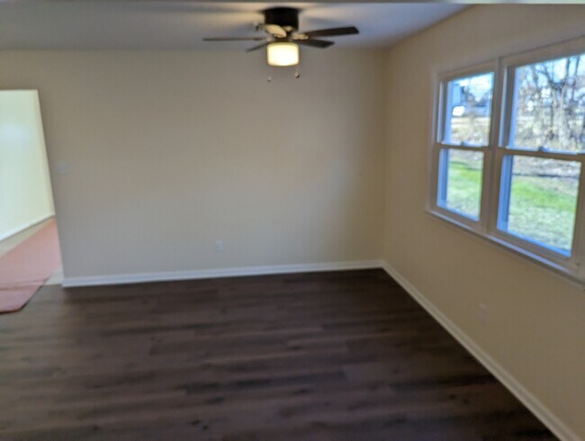 Building Photo - 1836 Perryville Rd