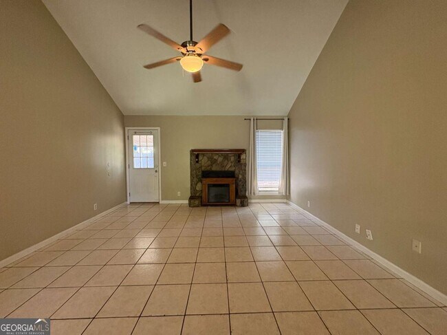 Building Photo - 108 Crestwood Ct
