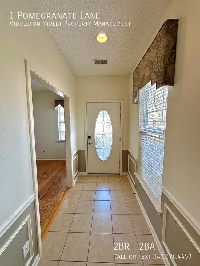 Building Photo - 1 Pomegranate Ln