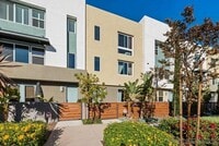 Building Photo - 81 Sea Crest Dr