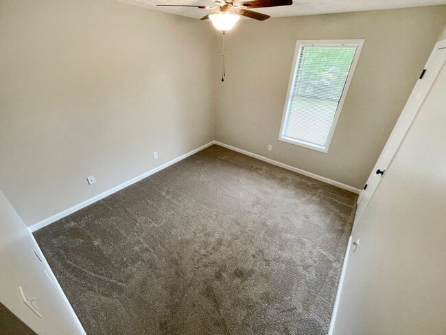 Building Photo - Powder Springs - 3BR - Fully Renovated