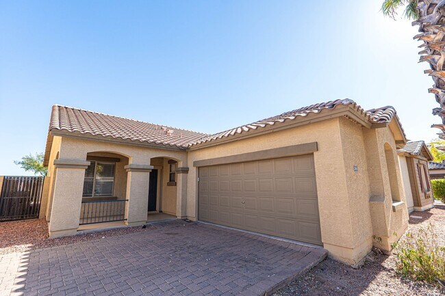 Primary Photo - Move in READY! Perfect 3 bed/ 2 bath home ...