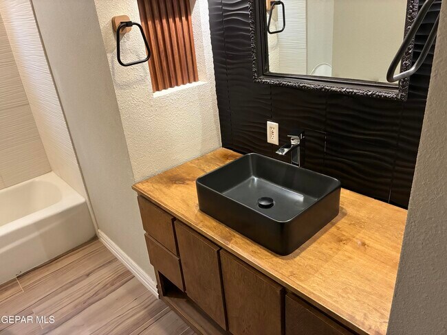 Building Photo - 8316 W H Burges Dr