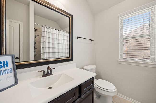 Building Photo - 9338 Taylor Cliff Ln