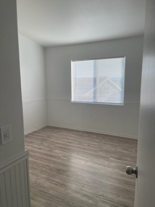 Building Photo - 2110 Los Feliz St