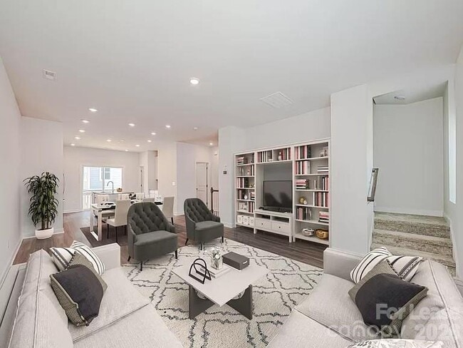 Building Photo - 2518 Arbor Loop Dr