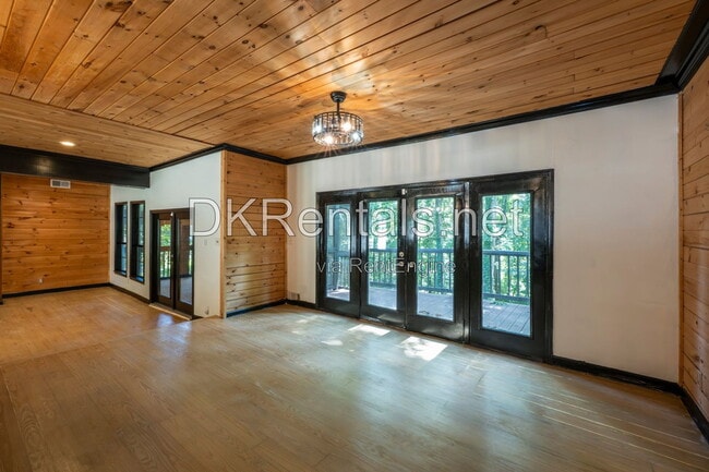 Building Photo - 2133 Cooper Way