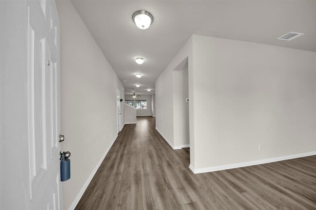 Building Photo - 1829 Chickasaw Run