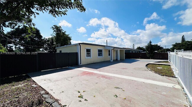 Building Photo - 10480 SW 172nd St