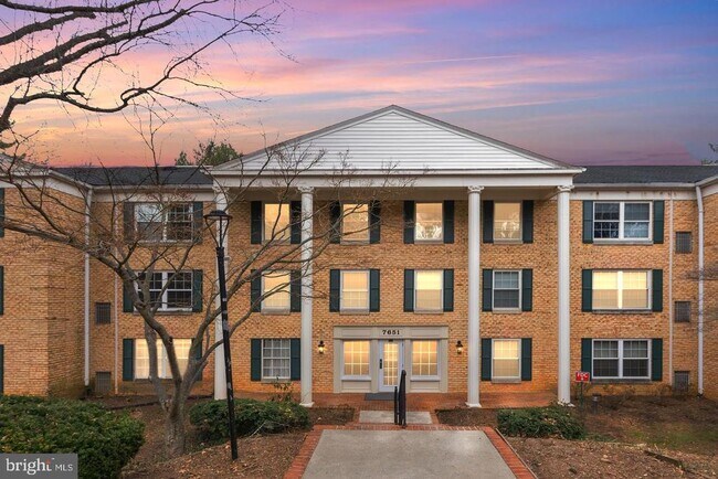 Building Photo - 7651 Tremayne Pl