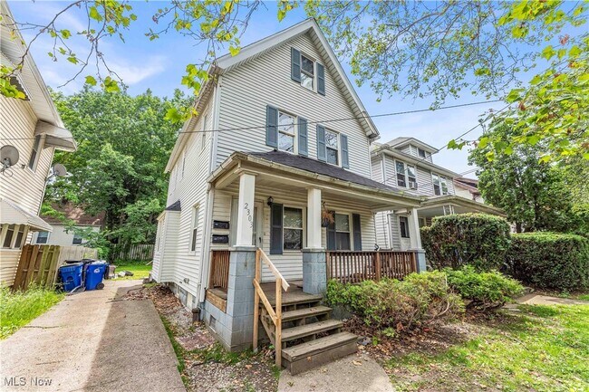 Building Photo - 2303 Montclair Ave