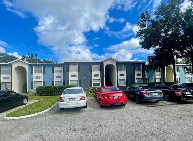 Primary Photo - 2567 N Alafaya Trail