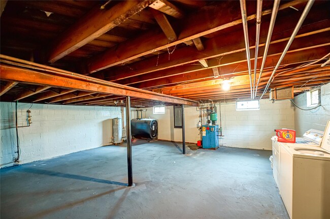 Building Photo - 309 Woodhollow Rd