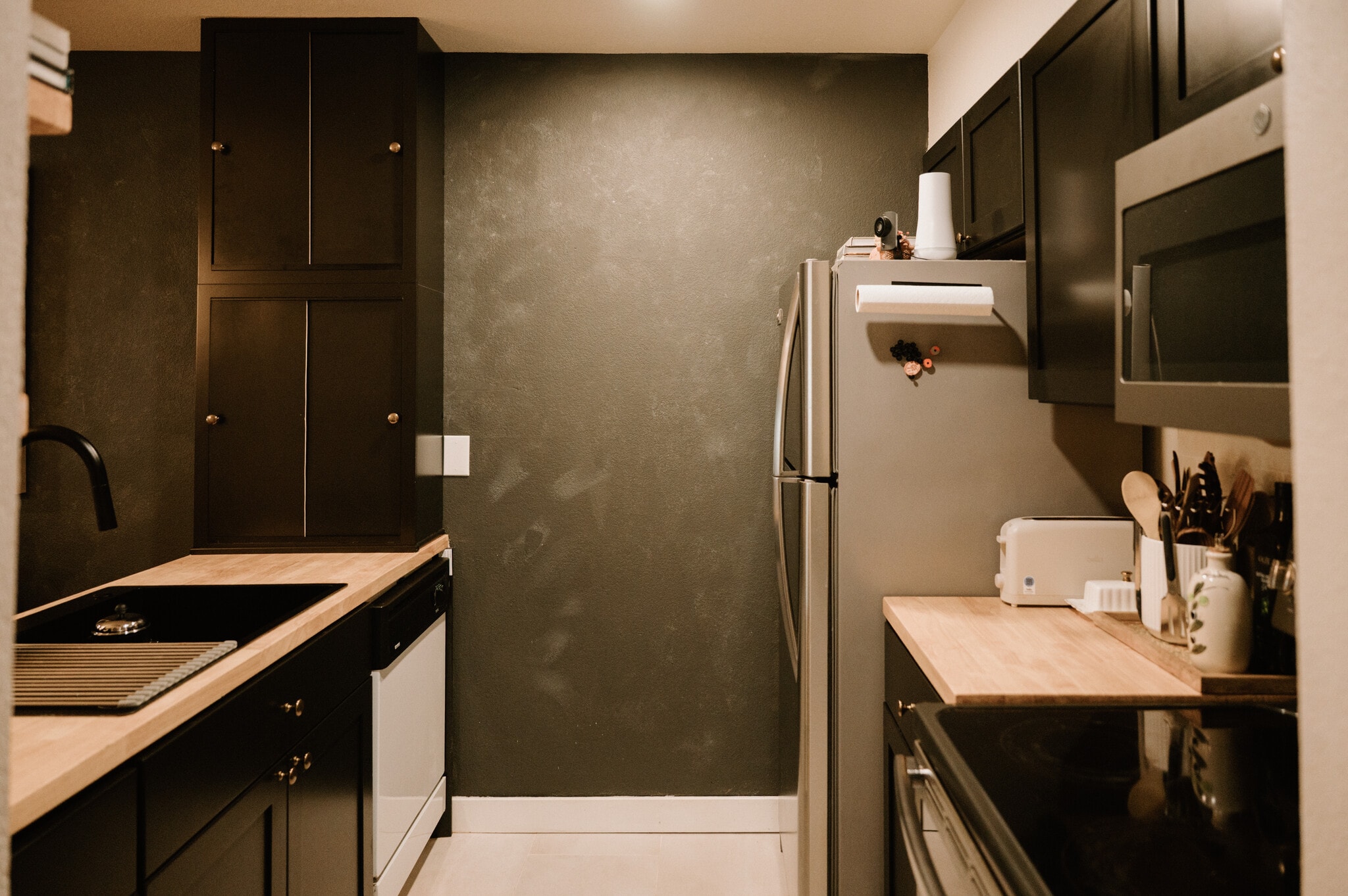 Building Photo - 444 S Kittredge St