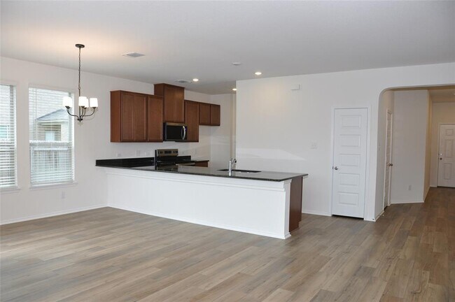 Building Photo - 204 Coastal Wy