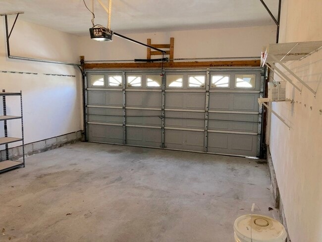 Building Photo - 1301 Whistle Town Ct