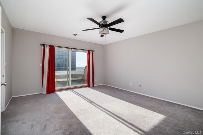 Building Photo - 277 W Broadway