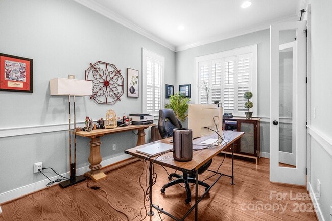 Building Photo - 5736 Burck Dr NW