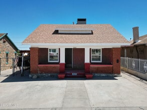 Building Photo - 3510 Porter Ave