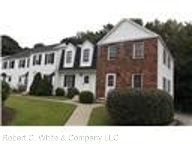 Primary Photo - 2 br, 1.5 bath House - 29 Colonial Village