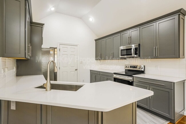 Building Photo - 105 Wagon Trail Dr