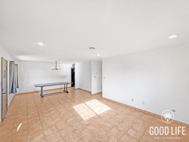 Building Photo - Beautiful 3bd/2ba home!