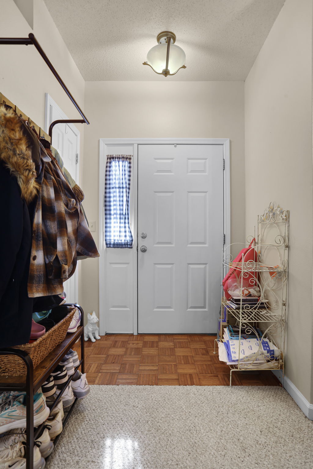 Building Photo - 753 Forest Green Dr