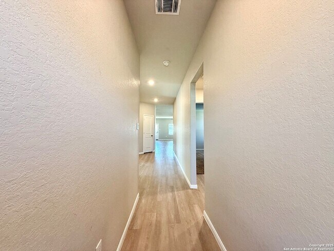 Building Photo - 8127 Glasgow Dr