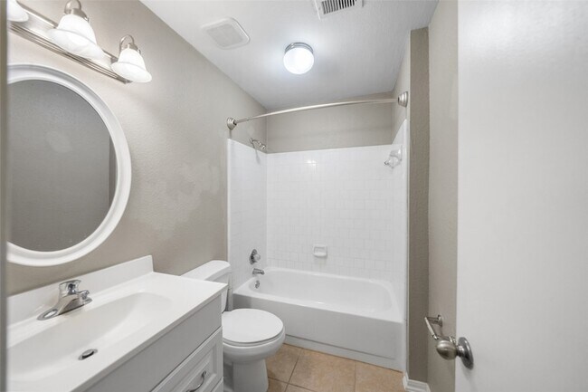 Building Photo - 22906 Black Willow Dr